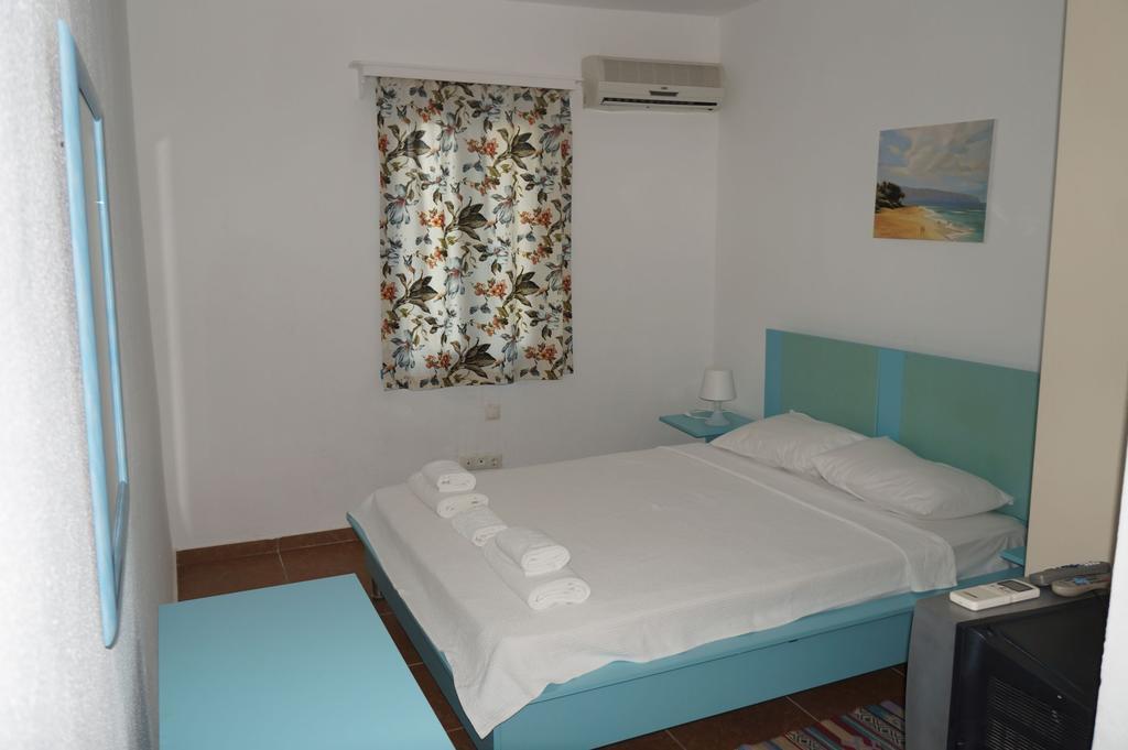 Esmana Hotel Bitez Room photo