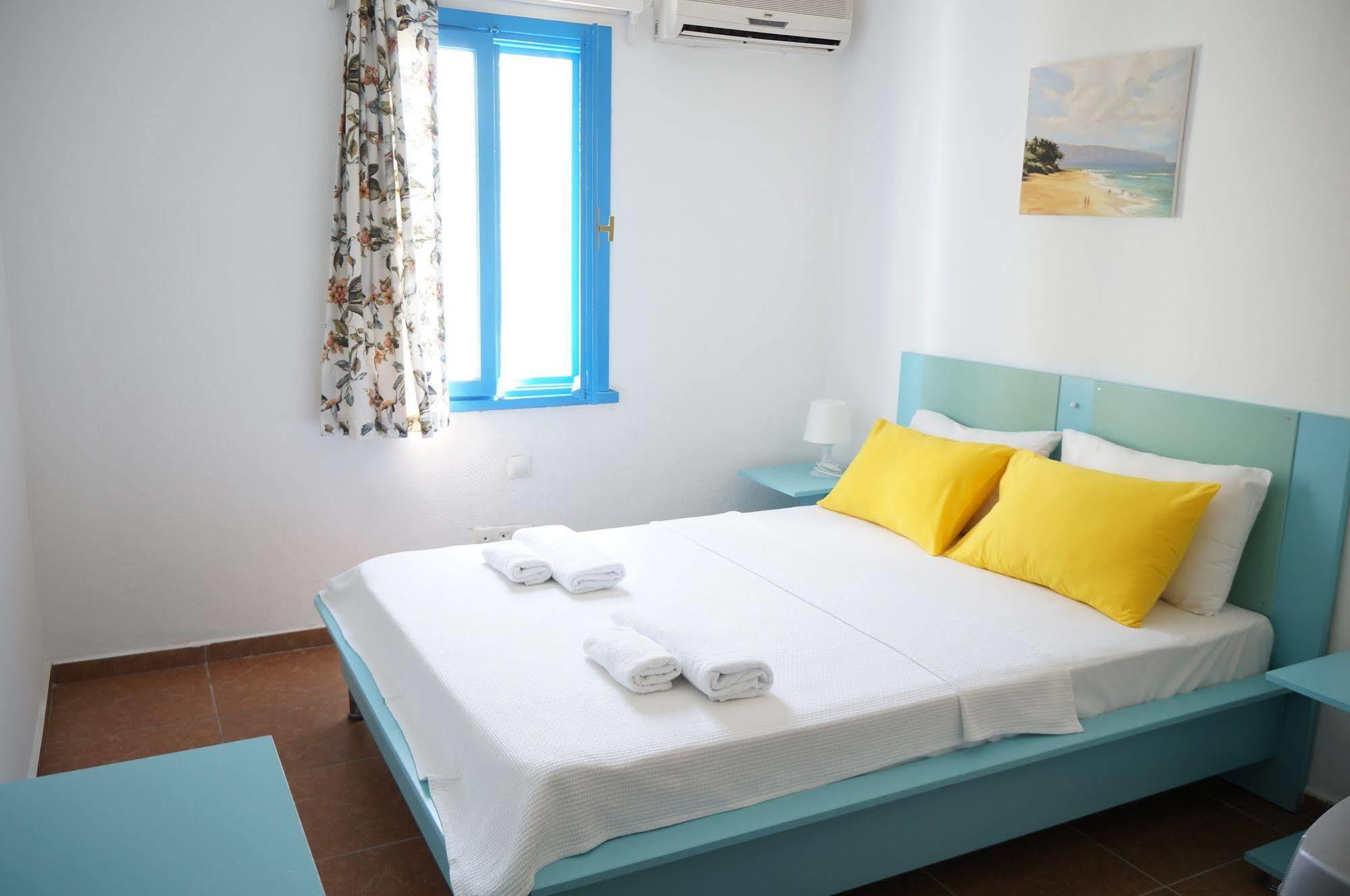 Esmana Hotel Bitez Exterior photo