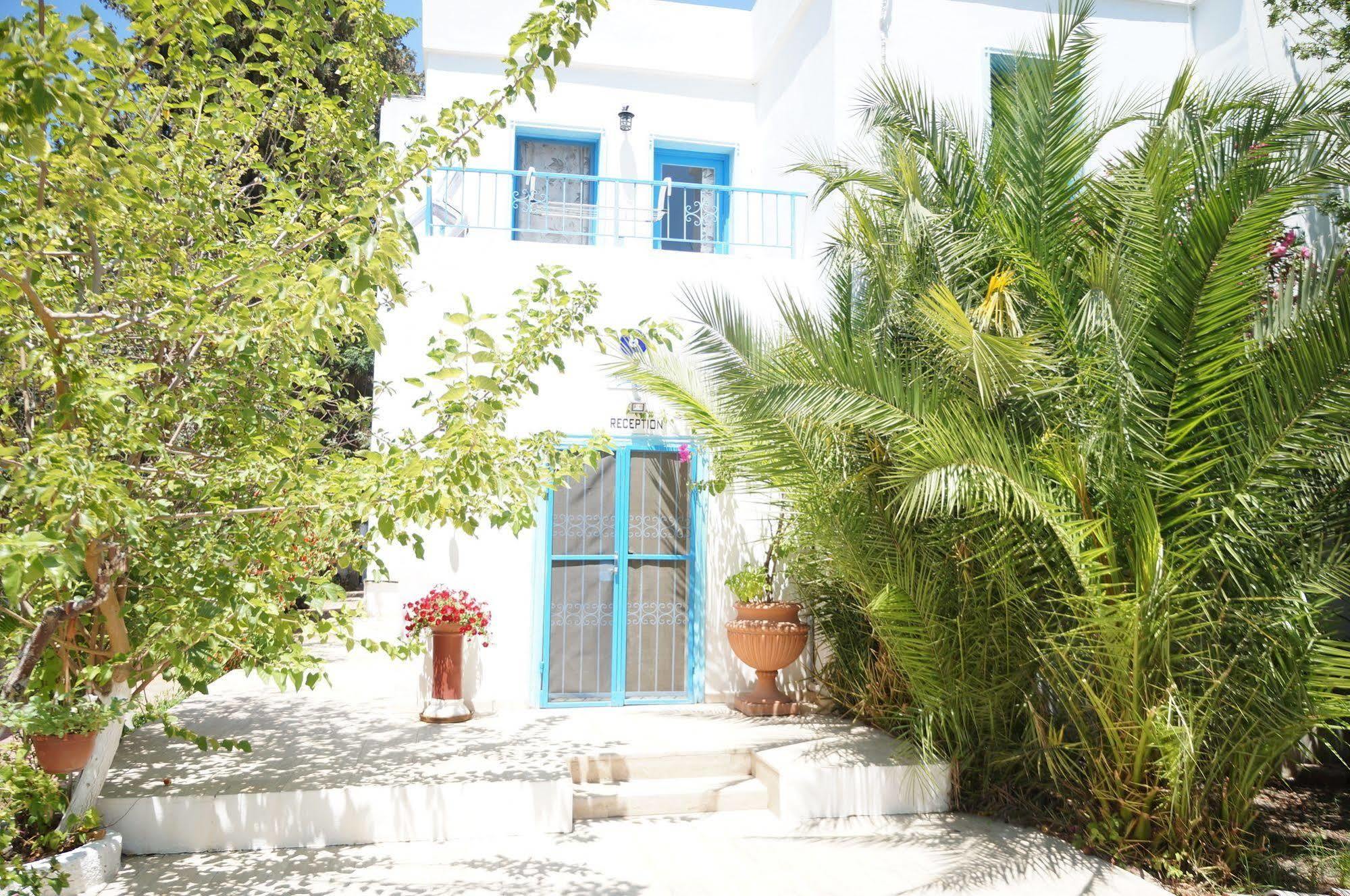 Esmana Hotel Bitez Exterior photo